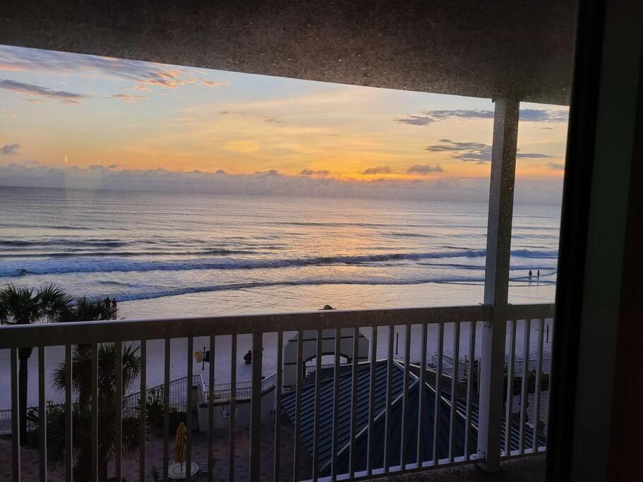 Spectacular Ocean View Apartment Daytona Beach Bagian luar foto